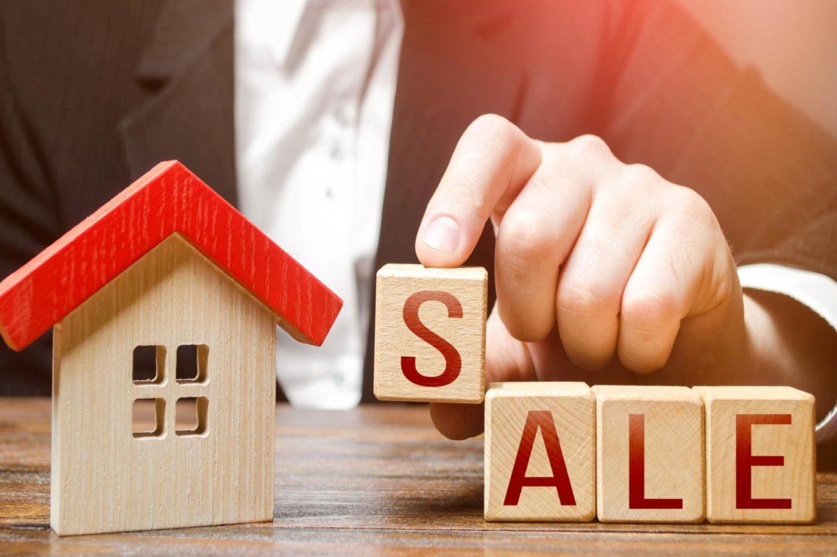 Пытаясь как можно быстрее продать свое жилье на волне спроса, многие собственники охотнее будут идти на ценовые уступки